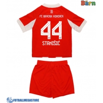 Fotballdrakt Barn Bayern Munich Josip Stanisic #44 Hjemmedraktsett 2025-26 Kortermet (+ Korte bukser)